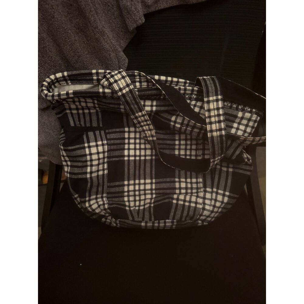 Thirty One Tote Bag with Side pockets EUC